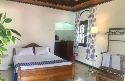 Negombo House | Kingz and Queenz - Negombo