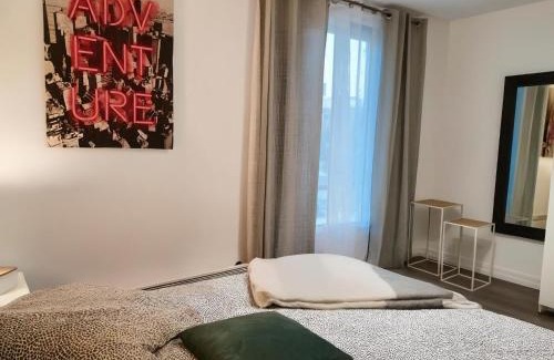 Le Blanc-Mesnil Apartment | Kinkala, charmant 2 pièces à 20 minutes de Paris