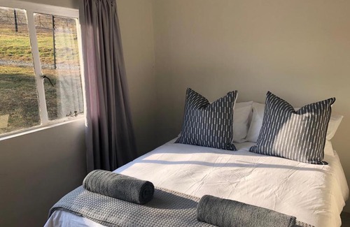Lions River Apartment | Kinmount Cottages