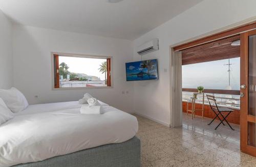 Tiberias House | Kinneret View Six Bedrooms