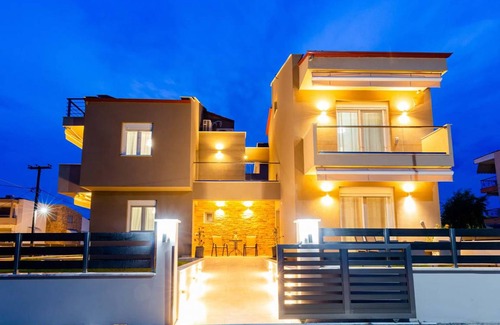 Flogita Resort | Kiosse Maison 1 by TravelPro Services - Nea F...