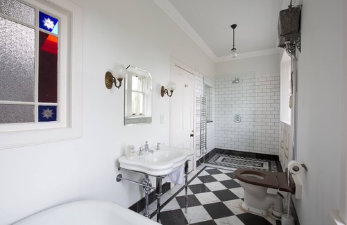 Gattonside Apartment | Kippilaw house is a huge magical historic mansion in private location