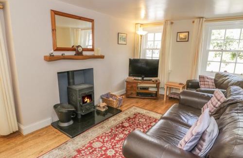 Kelso House | Kirk Cottage