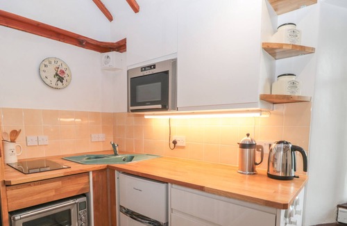 Barnard Castle Cottage | KIRKCARRION COTTAGE, romantic in Middleton-In-Teesdale