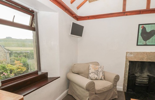 Barnard Castle Cottage | KIRKCARRION COTTAGE, romantic in Middleton-In-Teesdale