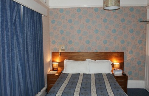 Fairfield Bed & Breakfast | Kirkdale Hotel