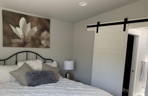 South Juanita House | Kirkland Exclusive Retreat