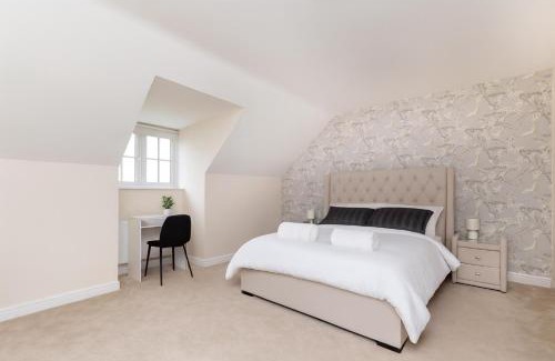 Stanley House | Kirkstall by Alt-Stay Accommodation - 4 Bed House Ideal For Workforces & Relocations - Weekly & Monthly Rates Available