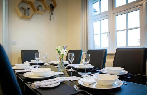 Stanley House | Kirkstall House by Alt-Stay Accommodation