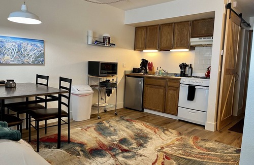 Palisades Apartment | KirkwoodSki InStudio@TheMeadows HotTub