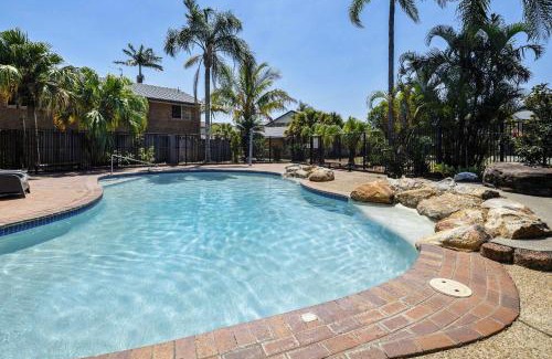 Tweed Heads House | Kirra Beach Escape - Pool Tennis Pets Near Airport