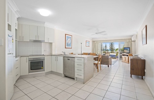 Coolangatta Apartment | Kirra Palms Holiday Apartments