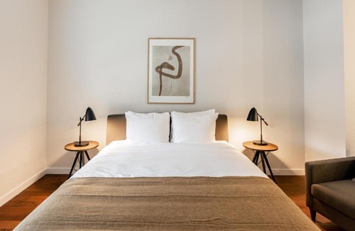 Central Business District Apartment | Kislak 405 Luxurious 1BR Retreat Above the City