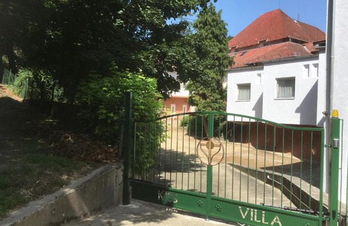 Balatonfoldvar House | Kiss Villa