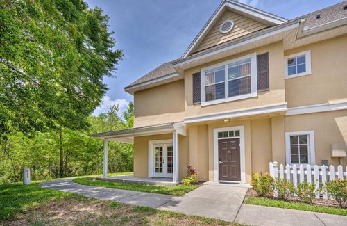 Venetian Bay Villages Apartment | Kissimmee Condo Community Perks, 10 Mi to Disney!
