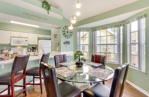 Kissimmee Apartment | Kissimmee Condo w/Private Porch < 7 Mi to Disney!
