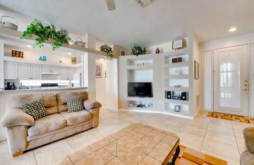 Sunset Lakes House | Kissimmee Home w/Pool + Pond View, 5 Mi to Disney