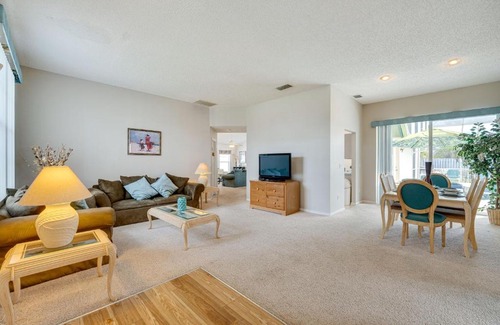 Lindfields House | Kissimmee Vacation Rental about 4 Mi to Disney!