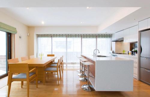 Hirafu Ski Chalet | Kita Kitsune Chalet