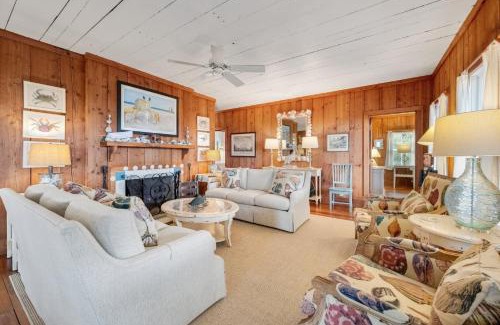 Debordieu Colony House | Kitchens Beach House home by Peace Vacations