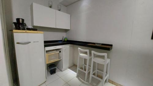 Pereque-Acu House | KITNET 01 com ar cond, à 3 min da praia