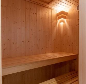 Rusutsu Ski Chalet | Kitsune House with Sauna close to Rusutsu Ski Resort