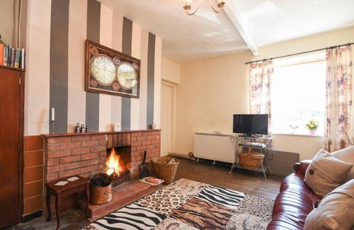 Bamburgh House | Kittiwake Cottage, Budle Bay