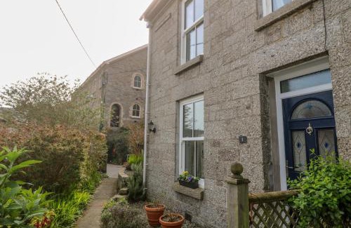Newlyn House | Kittiwake