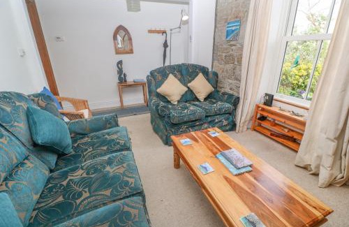 Newlyn House | Kittiwake