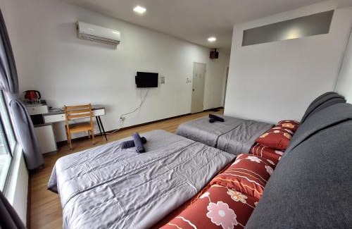 Taman Liong Seng Apartment | KITTY Homestay 4-02 ROXY Apartment Kuching