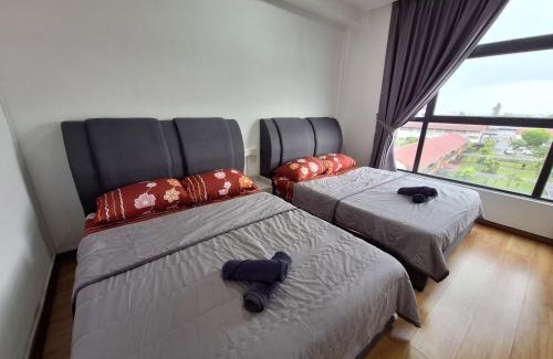 Taman Liong Seng Apartment | KITTY Homestay 4-02 ROXY Apartment Kuching