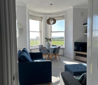 Littlehampton Apartment | Kittywake - seaside flat