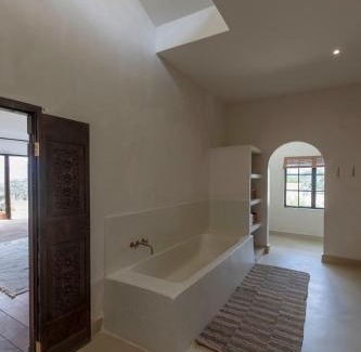 Nanyuki House | Kivuko Nanyuki Holiday Home on Wildlife Corridor