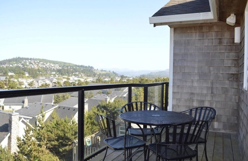 Kiwanda Shores House | Kiwanda Kove In Pacific City With Amazing Views Of Ocean