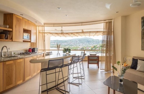 Playa la Madera Villa | KK 201 Villa, Bright&Elegant Condo w/ Beach Views