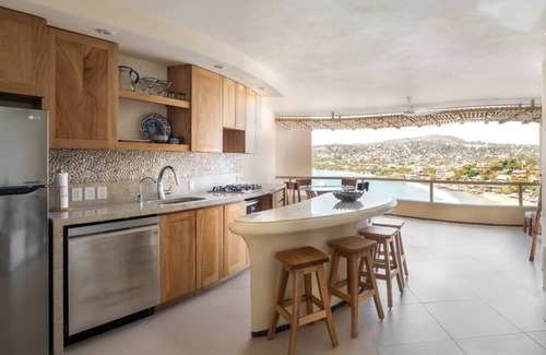 Playa la Madera Villa | KK 301 Villa, Modern and new condo in Zihuatanejo