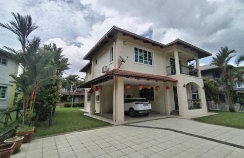 Kota Kinabalu House | KK Kiansom Retreat