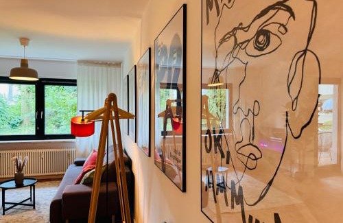 Ruettenscheid Apartment | Klassen Stay - Design Apartment - Balkon - Netflix - Nähe Messe