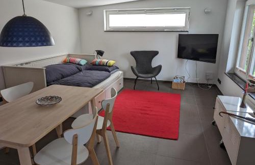 Koenigs Wusterhausen Apartment | Klein aber fein, Ferienhaus am Tonteich