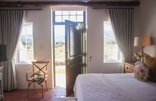 Cape Winelands House | Klein Waterval Riverside Lodge