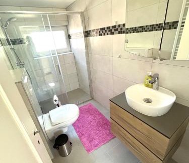 Flensburg Apartment | Kleine Ferienwohnung mit Garten in Adelby