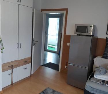 Loehne Apartment | Kleine Wohnung