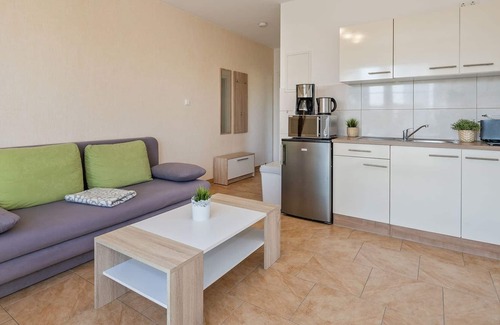 Kachlin House | Kleines Ferienappartement in Ländlicher Idylle, mit Stellplatz, Terrasse, Wlan - Thurbruchstraße