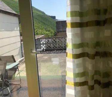 Zeltingen-Rachtig Apartment | Kleines gemütliches Studio 1 in Moselnähe