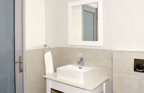Kleinmond Cabin | Kleinmond Lodge