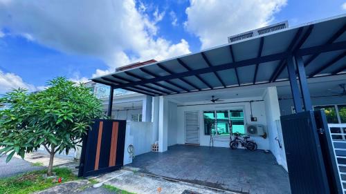 Sepang Villa | KLIA Sepang Salak Dream Retreat House