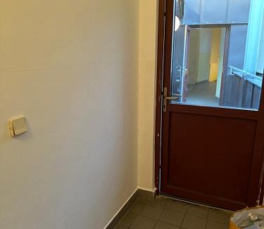 Weißgerber Apartment | Klimatisiertes Dachgeschoss City Apartment in Zentrum Wiens