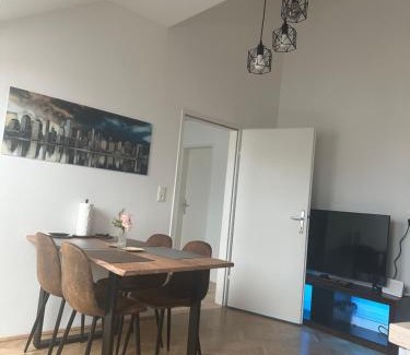 Weißgerber Apartment | Klimatisiertes Dachgeschoss City Apartment in Zentrum Wiens