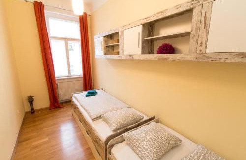 Penzing Apartment | Klimt Apartments