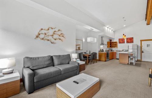 Leavenworth House | Klonaqua - Meredith Lodging